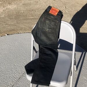 Levi’s 511 zipper fly selvedge dark indigo used conditions 30/30
See measuremnts